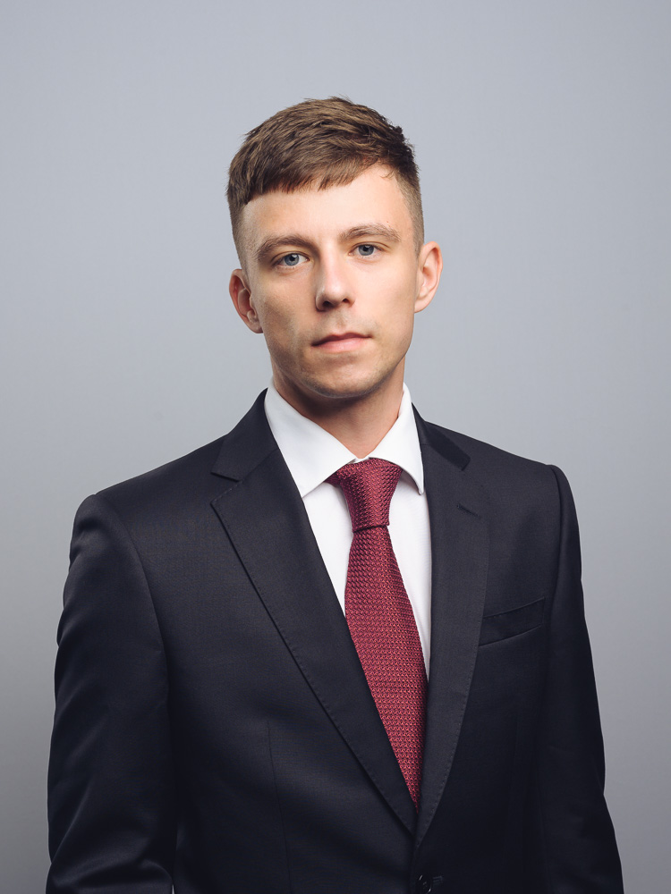 Patryk Szymion - Associate | OW Legal