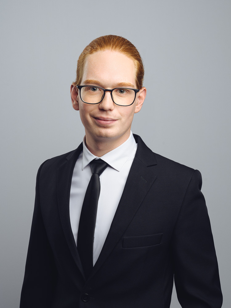 Patryk Ćwikła - Associate | OW Legal